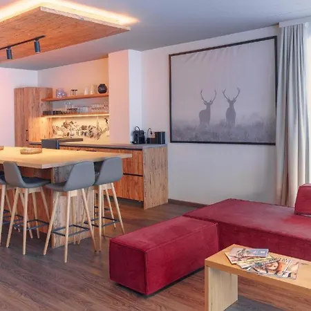Ski In - Ski Out 4 Bedroom Chalet Villa