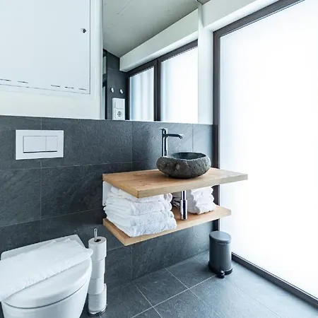 Villa Ski In - Ski Out 4 Bedroom Chalet