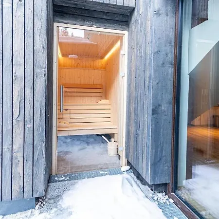 Ski In - Ski Out 4 Bedroom Chalet Villa